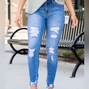 KanCan Lynn Midrise Skinny Distressed Jeans Size 9/28 Denim Pants Women’s